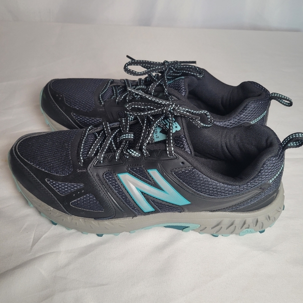 New Balance 412v3 All Terrain Trail Running Shoe Black/Blue EUC Size M 10.5 W 12 - Picture 4 of 11